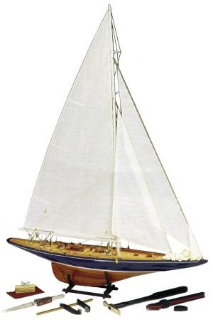 Krick Amati Endeavour 1934 mit Werkzeugset Baukasten M1:80 - 25010 Abb. 1