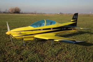 SebArt Hacker PC-21 50E gelb/schwarz Abb. 1