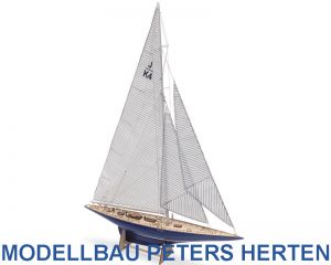 Endeavour 1934 mit Fertigrumpf 1:80 Yachtbausatz